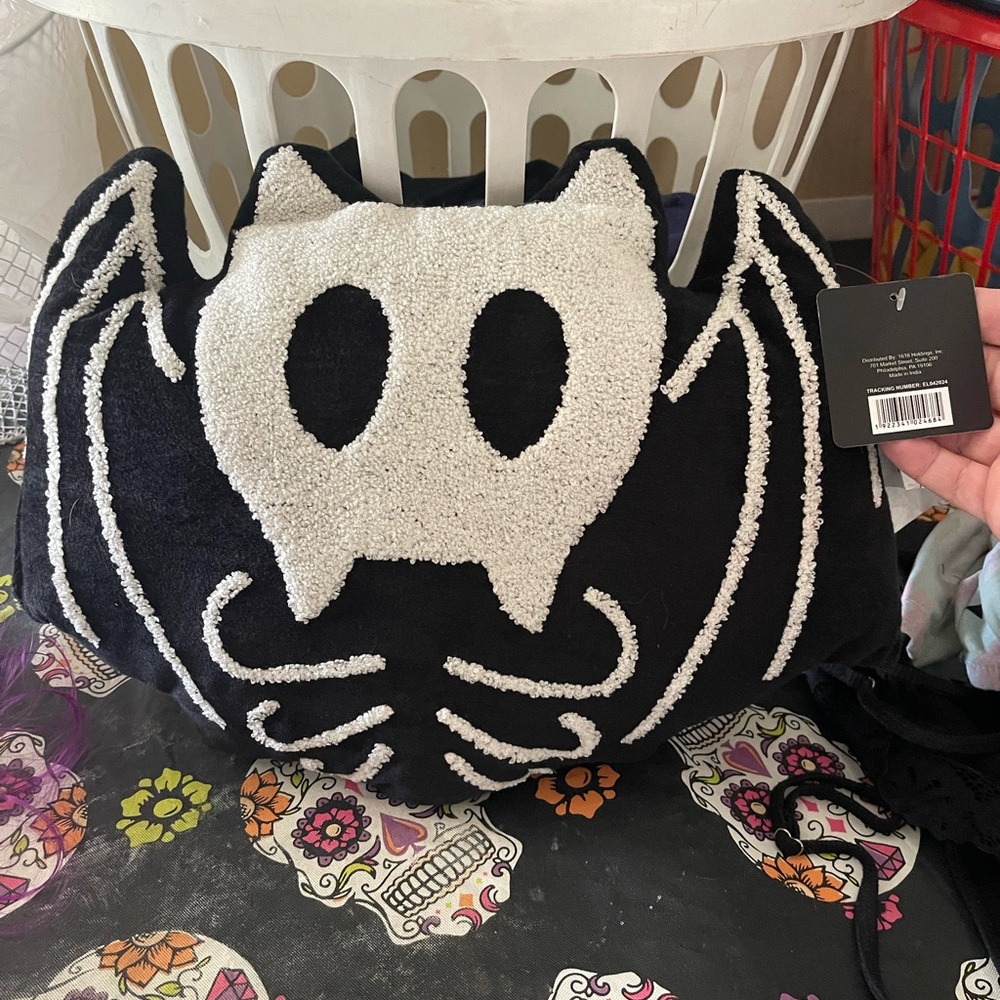Halloween skeleton bat pillow